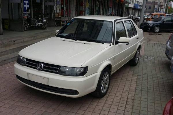 “太阳成集团tyc7111cc”黑龙江:有了银行贷款 养殖场养貂超过10万只(图3) 太阳成tyc7111